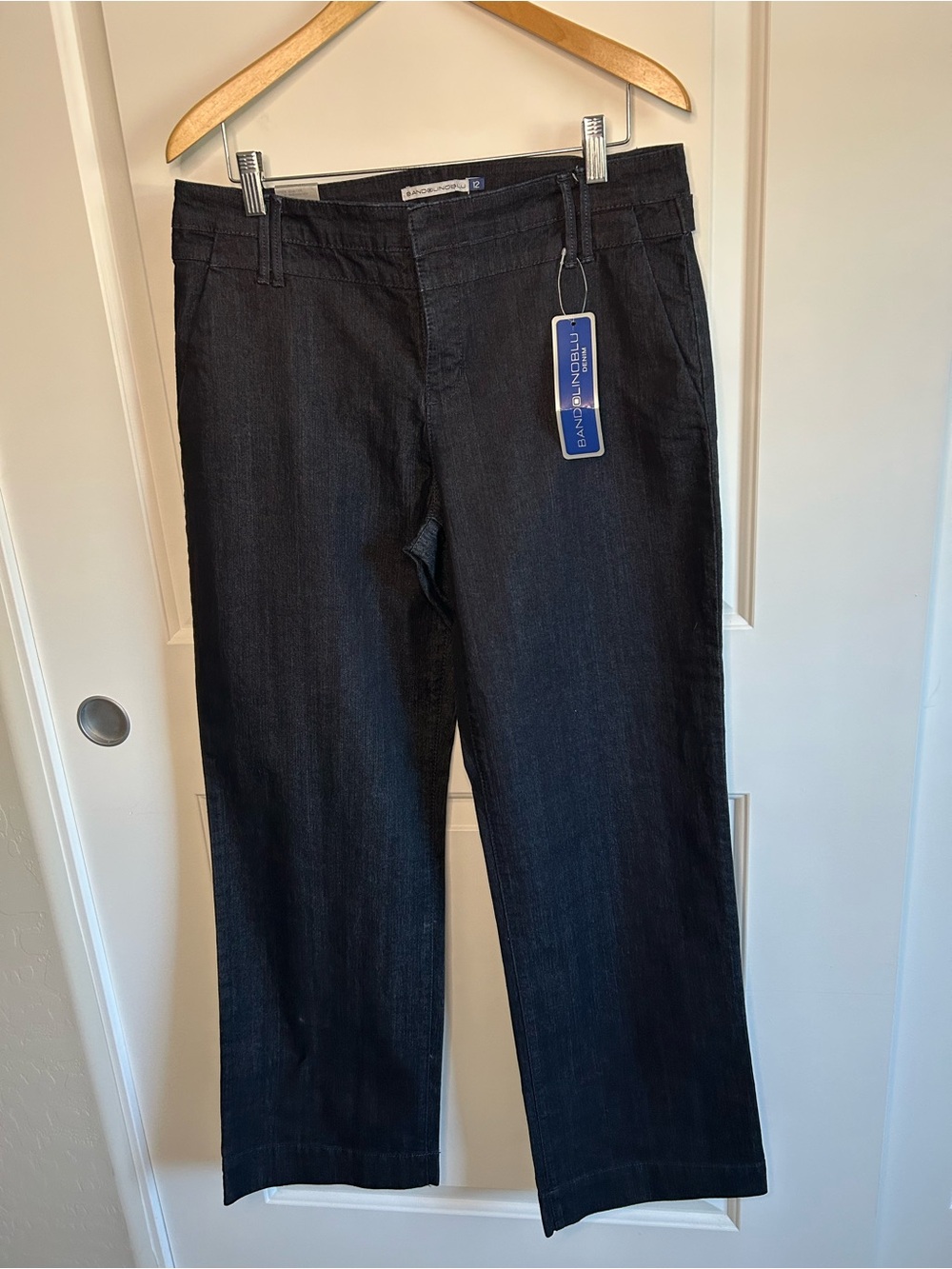 Bandolino Black Straight-Leg Jeans